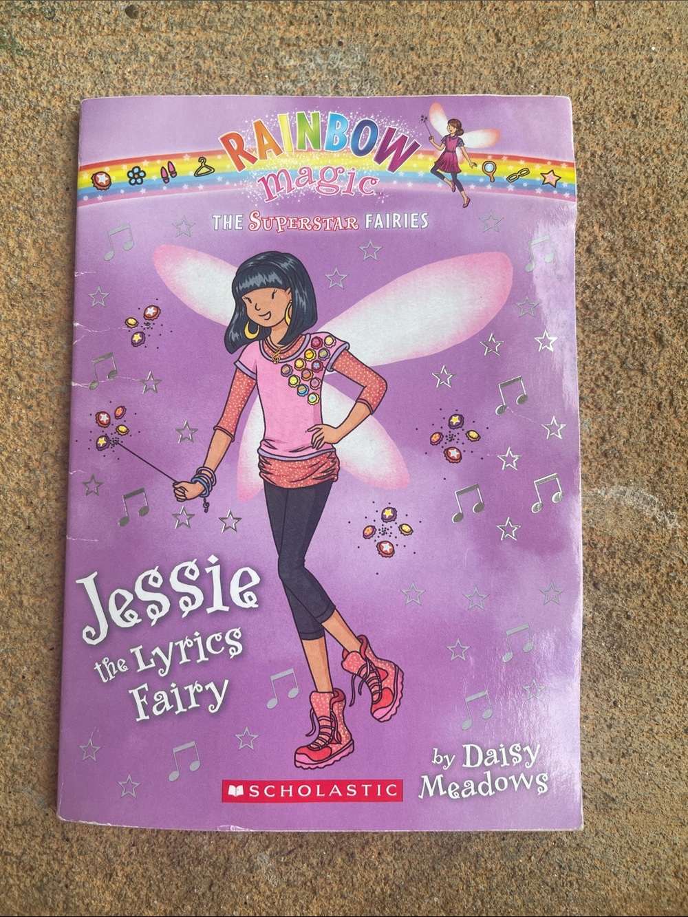 Scholastic Rainbow Magic Jessie the Lyrics Fairy — Pink & Purple Cover